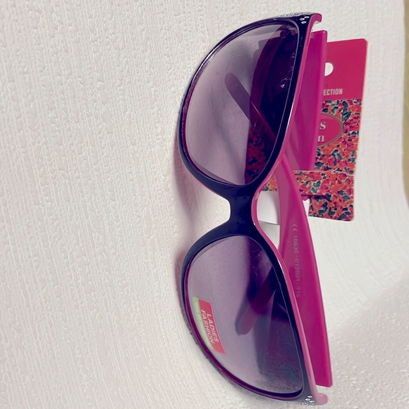 🕶️ 4 pairs NWT Sunglasses Bundle 🕶️ - Picture 4 of 11